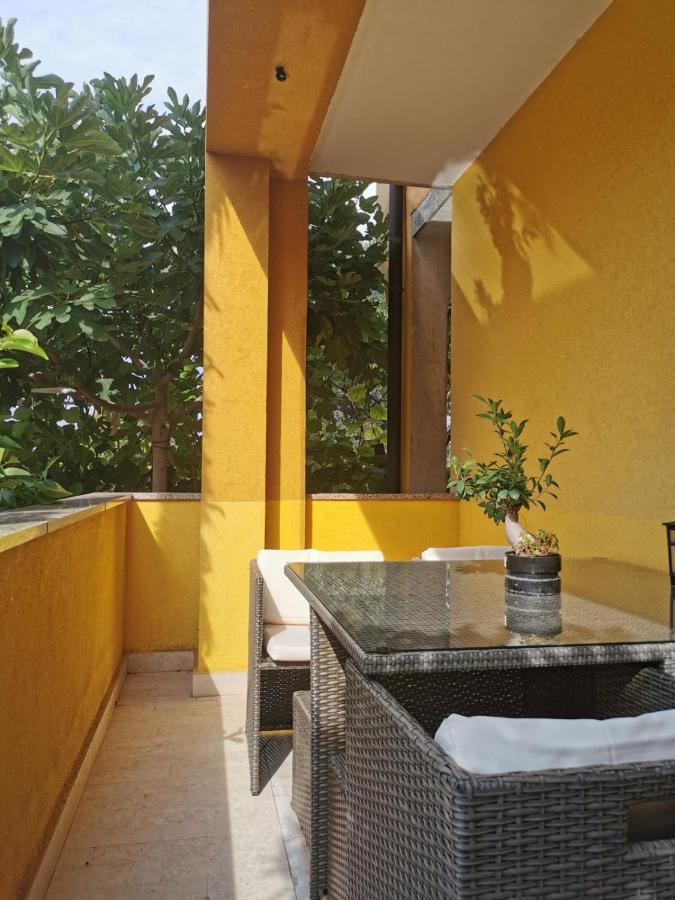 Apartment Dalmatini Tar-Vabriga Buitenkant foto
