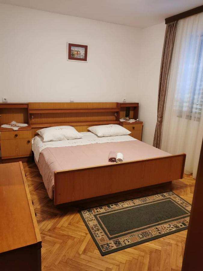 Apartment Dalmatini Tar-Vabriga Buitenkant foto